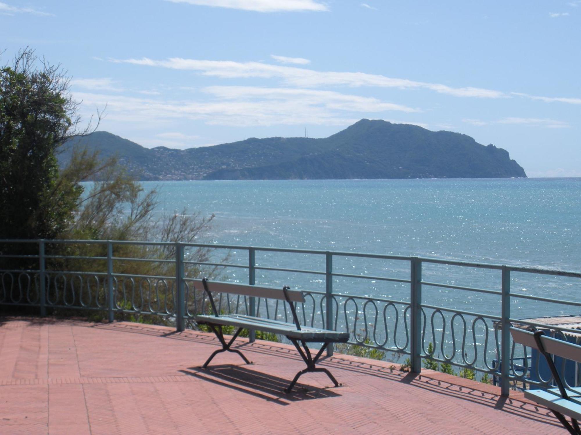 Hotel Esperia Γένοβα Εξωτερικό φωτογραφία